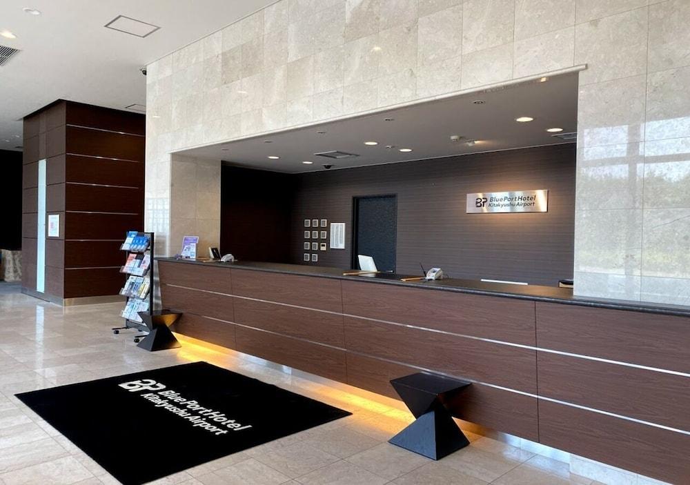 Blue Port Airport Hotel 3*